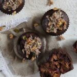 Muffiny ze śliwkami i surową kruszonką